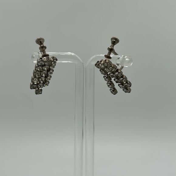 Vintage Elegant Silver and  Crystal Screw Back Earrings - Picture 4 of 7